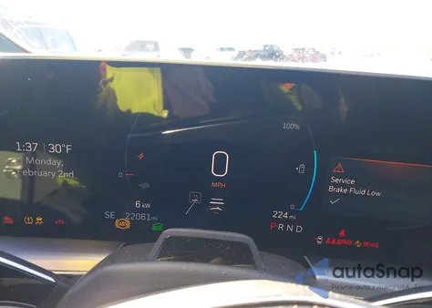 2024 Cadillac Lyriq Luxury W/1Sd from USA, damaged, VIN 1GYKPRRL7RZ128227